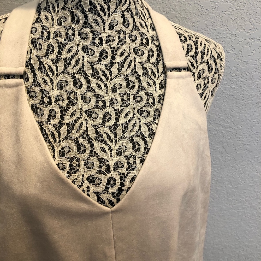 BCBG Top - Picture 2 of 8